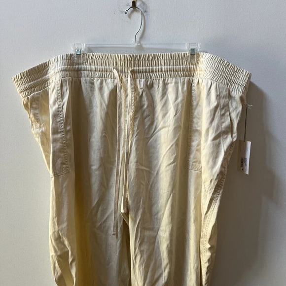 Womens High-Rise Ankle Jogger Pants Cream NWT Sz 4X by A New Day Target Pull-On - Picture 5 of 10
